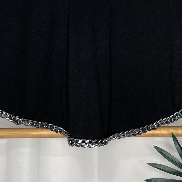 SOLD Alice McCall Black Chain Hem Crop Top Tee Size 8 Short Sleeve Casual - Picture 4 of 8